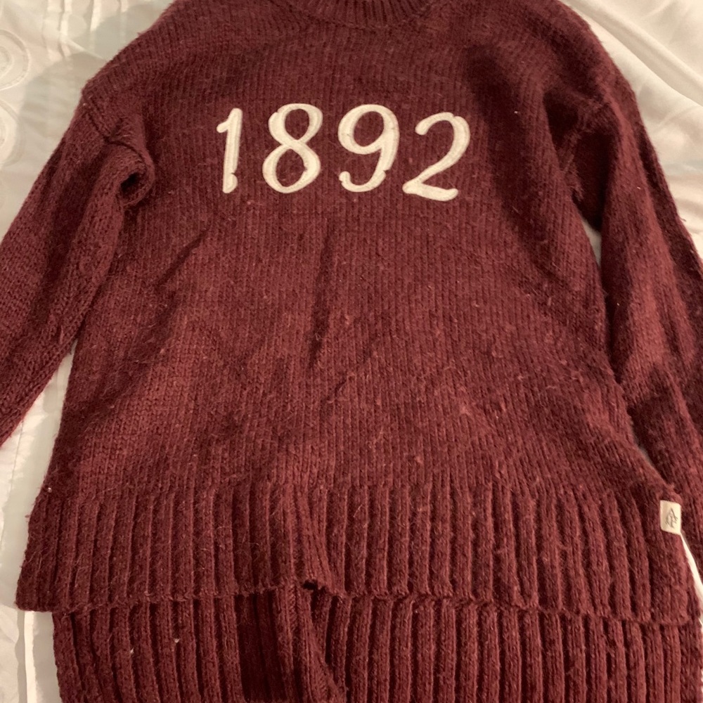 Abercrombie and Fitch sweater